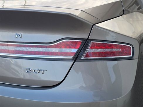 Used 2019 Lincoln MKZ Reserve image 8