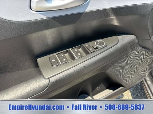Used 2024 Kia Forte LXS FWD image 15