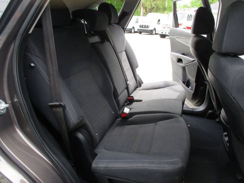 Used 2020 Kia Sorento LX AWD/4WD image 25