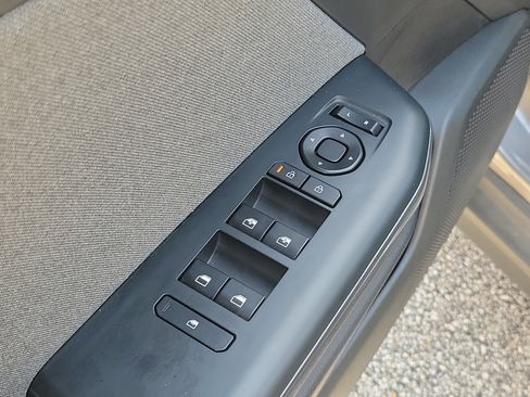 Used 2025 Kia K4 EX FWD image 15