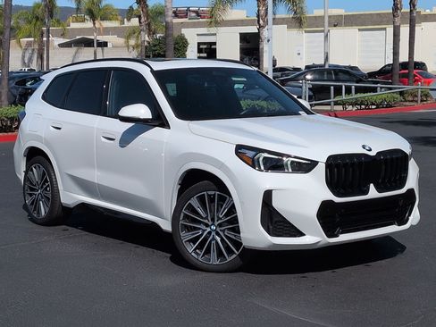 Used 2025 BMW X1 xDrive28i w/ M Sport Package AWD/4WD image 2