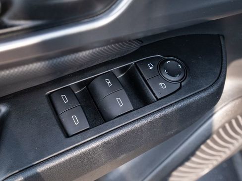 Used 2024 Chevrolet Equinox EV RS image 20