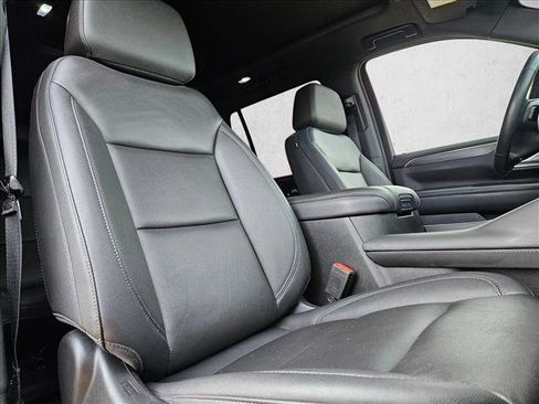 Used 2022 Chevrolet Tahoe Z71 w/ Luxury Package image 22