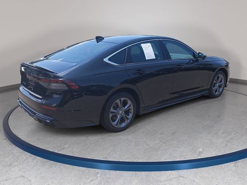 Used 2024 Honda Accord EX image 5