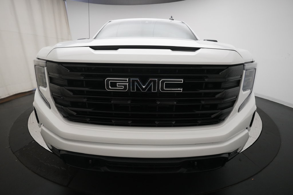 Certified 2026 GMC Sierra 1500 Elevation AWD/4WD image 11