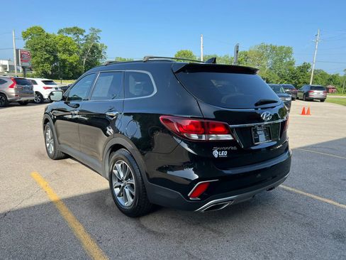 Used 2017 Hyundai Santa Fe SE FWD image 7