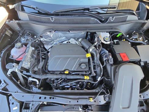 New 2026 Chevrolet Trax LT FWD image 28