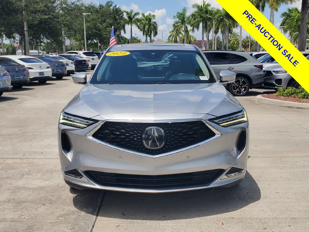 Used 2024 Acura MDX w/ Technology Package FWD image 2