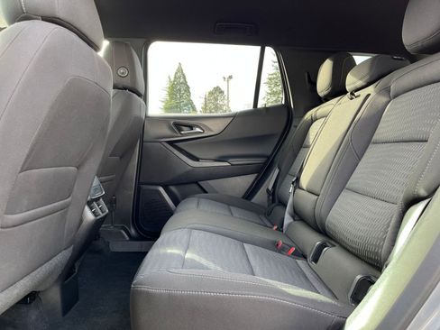 Used 2025 Chevrolet Equinox LT image 25