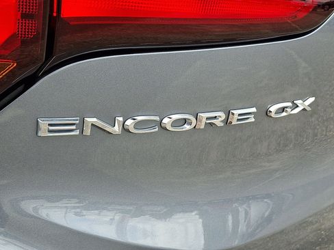 Used 2020 Buick Encore GX Select w/ Advanced Technology Package FWD image 29