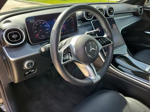 Used 2025 Mercedes-Benz C 300 4MATIC Sedan image 19