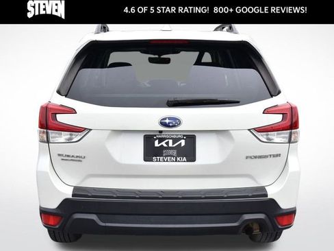 Used 2022 Subaru Forester Premium image 10