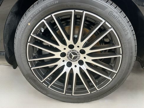 Used 2026 Mercedes-Benz C 300 4MATIC Sedan image 37