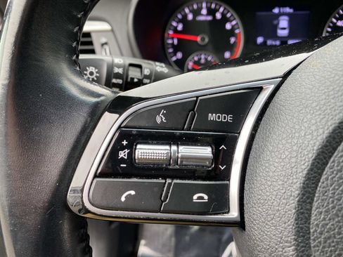 Used 2019 Kia Optima EX image 17