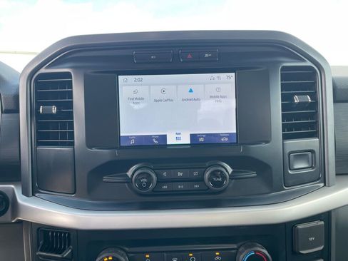 Used 2022 Ford F150 XLT image 9