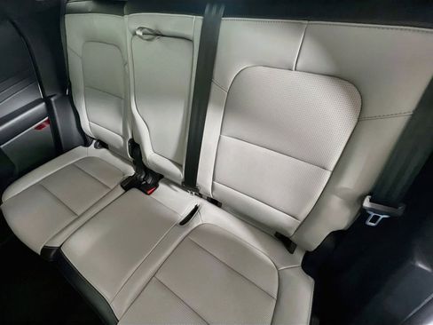 Used 2023 Ford Escape Platinum AWD/4WD image 24