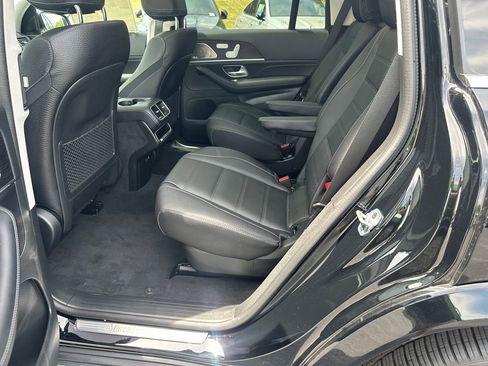 New 2026 Mercedes-Benz GLS 450 4MATIC image 23