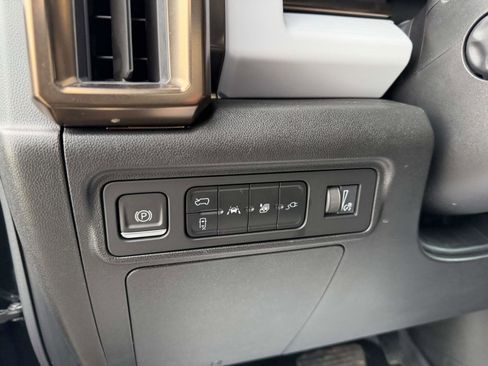 Certified 2024 GMC Hummer EV 2X w/ Extreme Off-Road Package AWD/4WD image 23