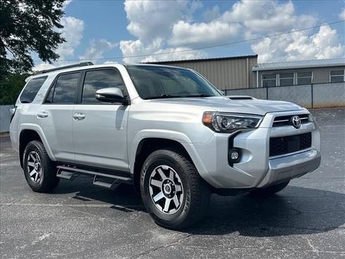 Used 2024 Toyota 4Runner TRD Off-Road Premium w/ Off Road Premium Plus Package AWD/4WD image 2