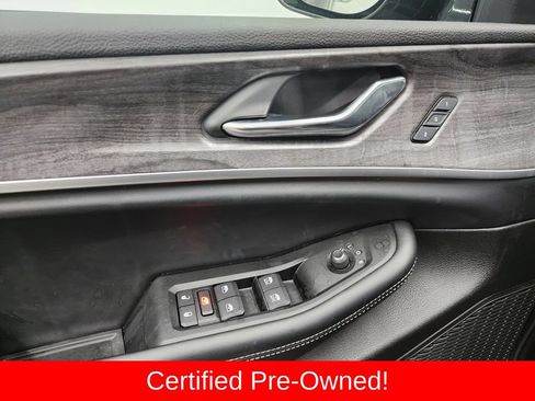 Certified 2025 Jeep Grand Cherokee Limited AWD/4WD image 10