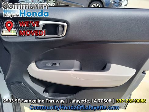 Used 2023 Hyundai Venue SEL FWD image 31