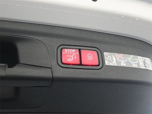 New 2026 Mercedes-Benz GLE 350 4MATIC image 27