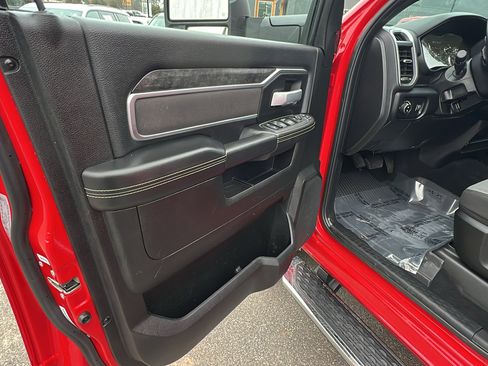 Used 2024 RAM 2500 Big Horn w/ Bed Utility Group image 14