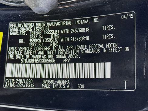 Certified 2019 Toyota Highlander XLE AWD/4WD image 34