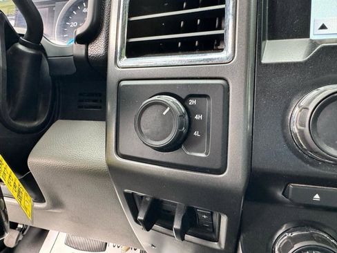 Used 2017 Ford F450 XLT w/ XLT Value Package AWD/4WD image 31
