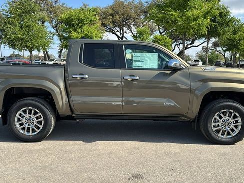 New 2026 Toyota Tacoma Limited AWD/4WD image 10