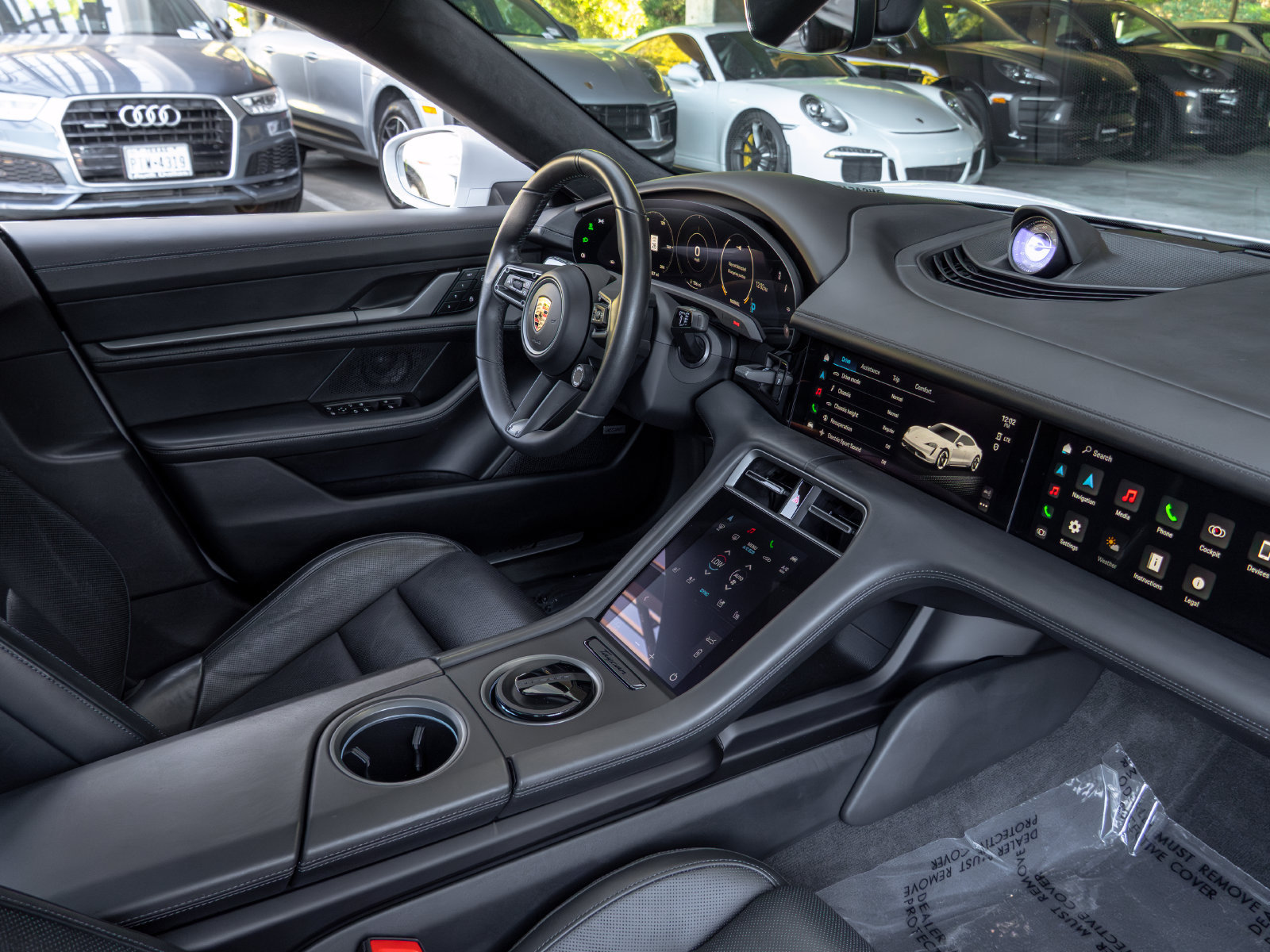 Certified 2022 Porsche Taycan Turbo AWD/4WD image 53