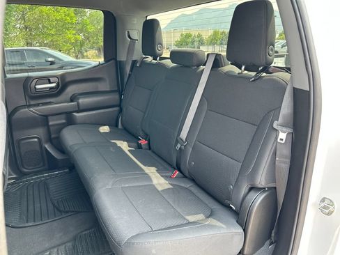 Used 2021 Chevrolet Silverado 1500 Custom Trail Boss AWD/4WD image 17