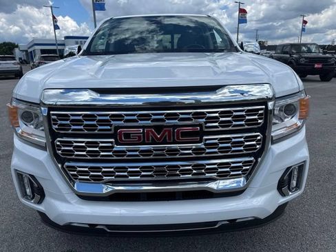 Used 2022 GMC Canyon Denali RWD image 3