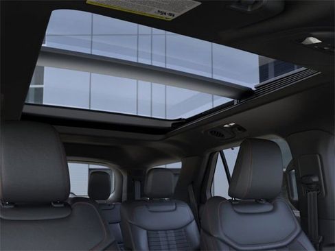 New 2025 Ford Explorer ST-Line w/ Premium Package image 22