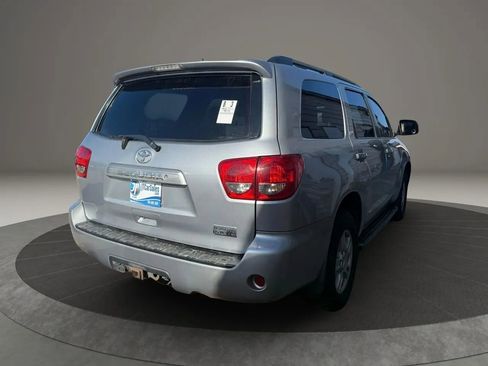 Used 2014 Toyota Sequoia SR5 image 10