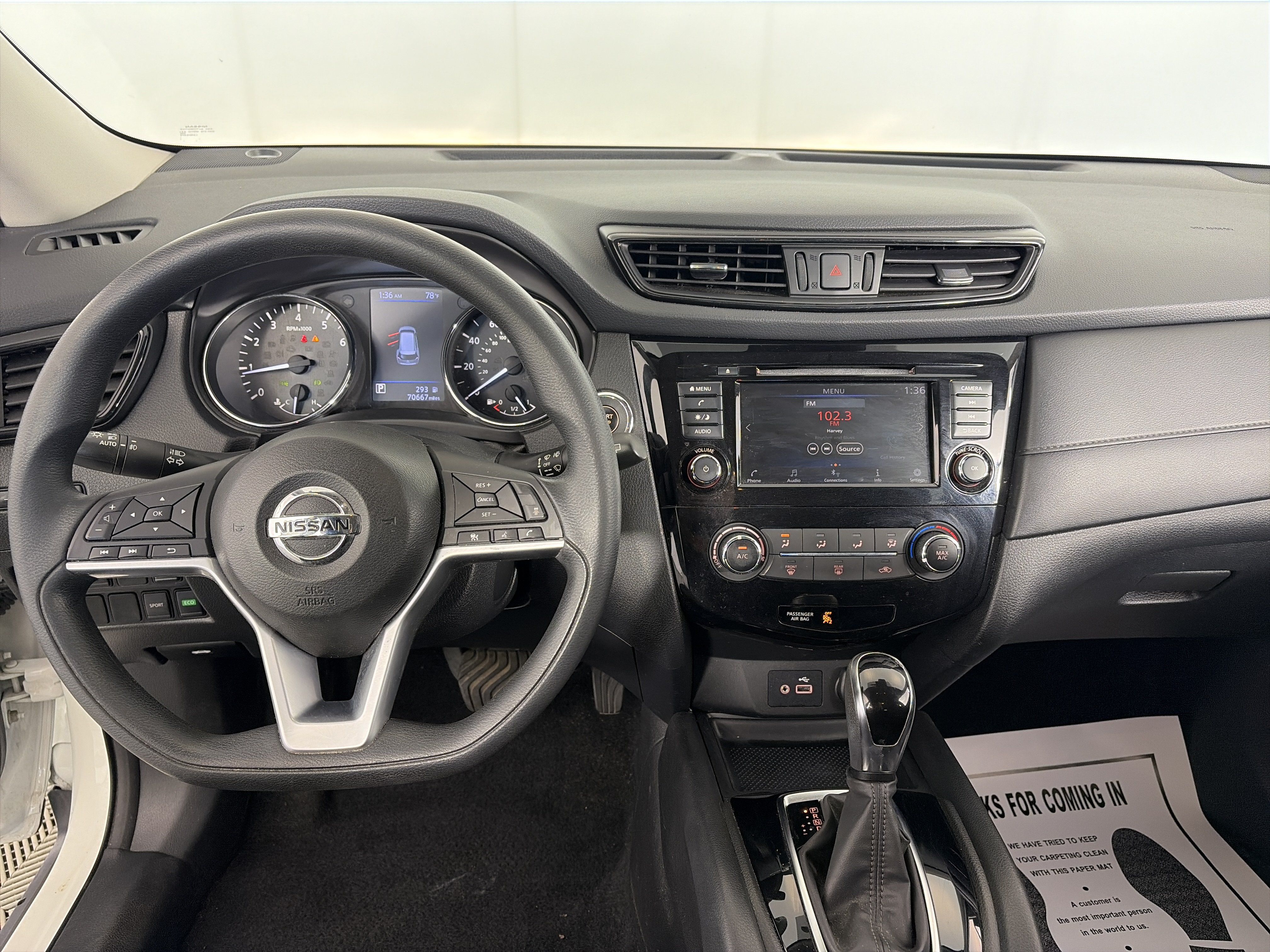 Used 2019 Nissan Rogue SV FWD image 3