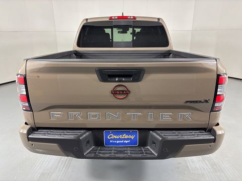 Used 2024 Nissan Frontier Pro-X w/ Technology Package RWD image 7