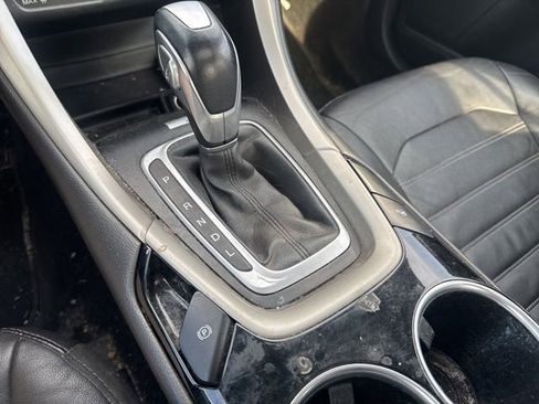 Used 2013 Ford Fusion SE FWD image 21