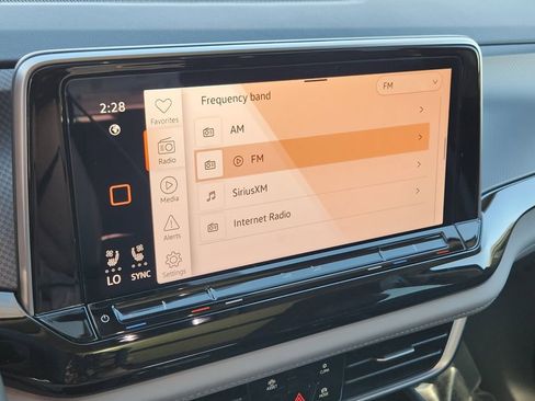 New 2026 Volkswagen Atlas Peak Edition AWD/4WD image 8