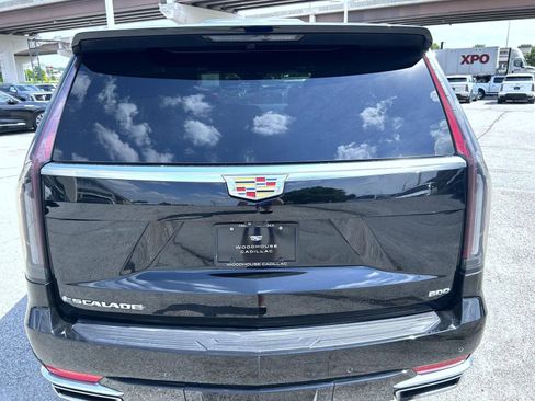 Certified 2024 Cadillac Escalade Premium Luxury Platinum w/ Heavy-Duty Trailer Package AWD/4WD image 20