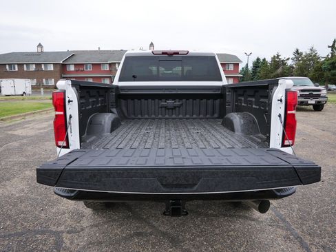 New 2026 Chevrolet Silverado 2500 LTZ w/ LTZ Plus Package AWD/4WD image 10