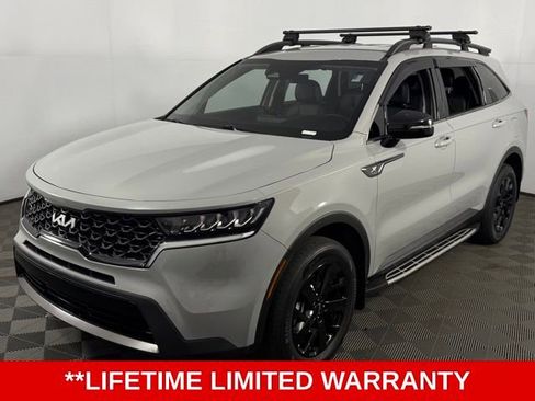 Used 2022 Kia Sorento S AWD/4WD image 3