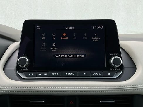 Used 2025 Nissan Rogue SV image 30