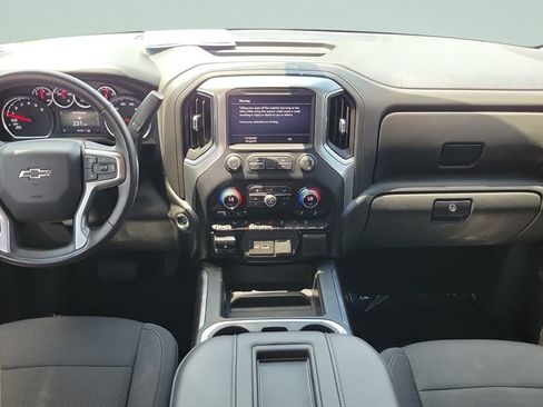 Used 2020 Chevrolet Silverado 1500 LT Trail Boss AWD/4WD image 11