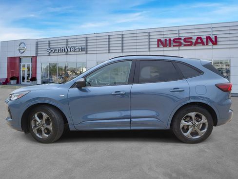 Used 2023 Ford Escape ST-Line w/ Tech Pack #1 FWD image 7