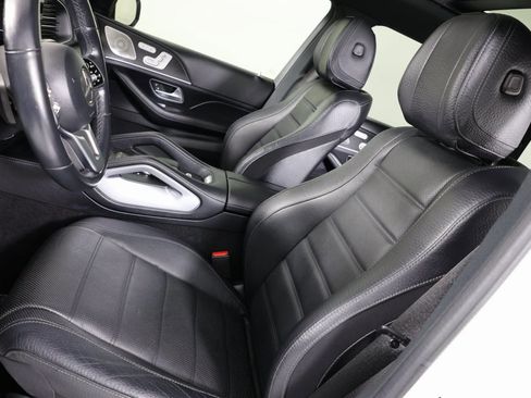 Used 2023 Mercedes-Benz GLS 580 4MATIC image 10