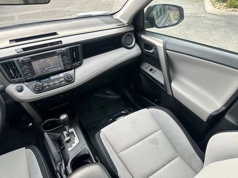 Used 2017 Toyota RAV4 XLE image 30