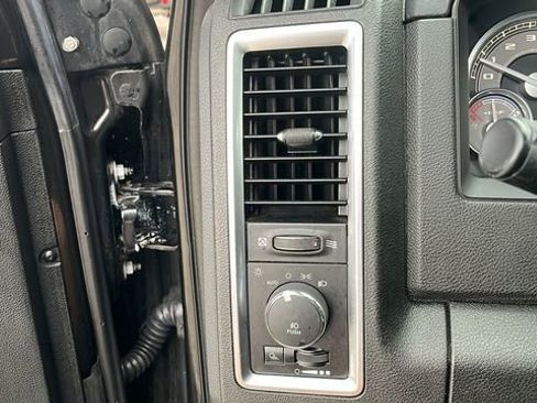 Used 2017 RAM 2500 Limited AWD/4WD image 8