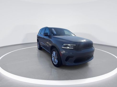 Used 2022 Dodge Durango GT image 2
