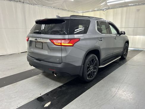 Used 2019 Chevrolet Traverse LT w/ LPO, Floor Liner Package AWD/4WD image 2
